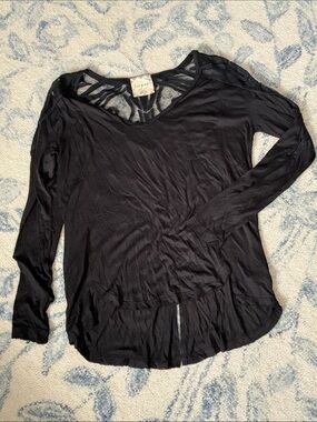 Free People Black Long Sleeve Sheer Back Top —- Size Medium